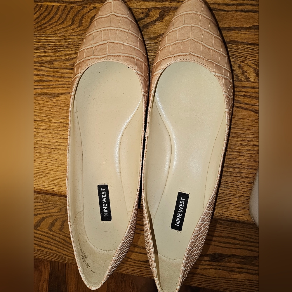 Flats nine west size 10